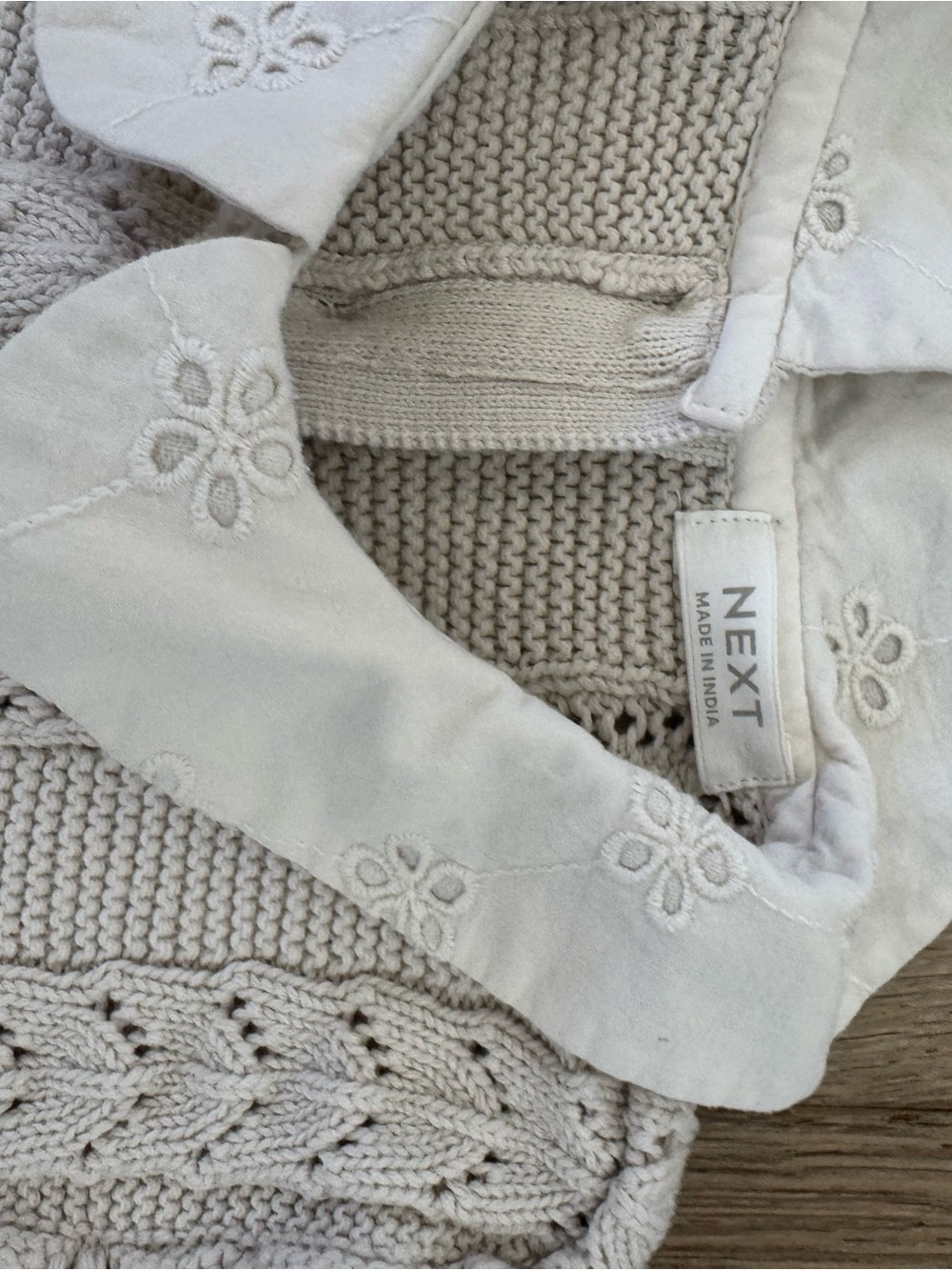Next Girls Sweater Beige Size 4-5 Years - Picture 3 of 4